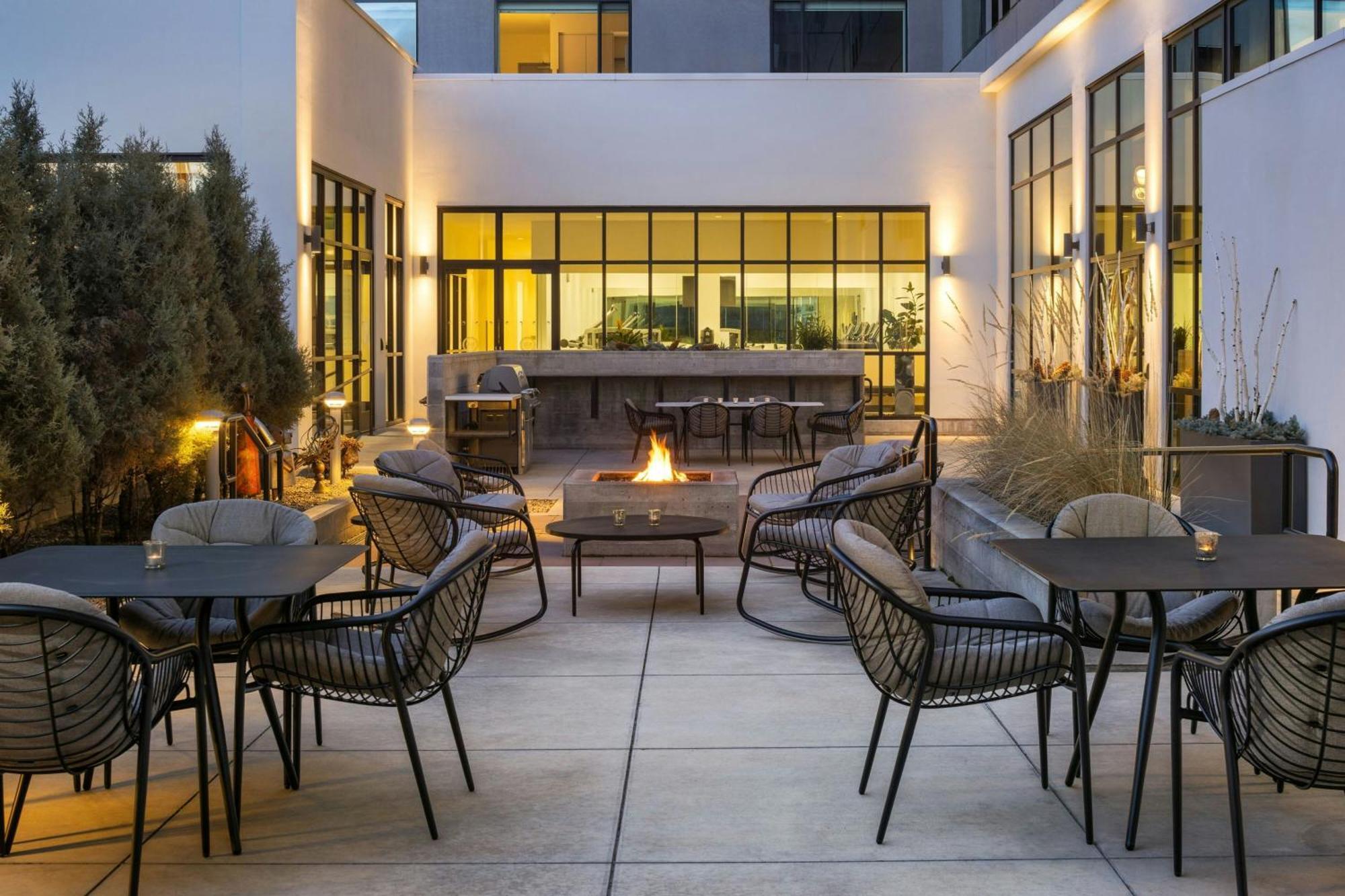 Element Bozeman Hotel Exterior photo